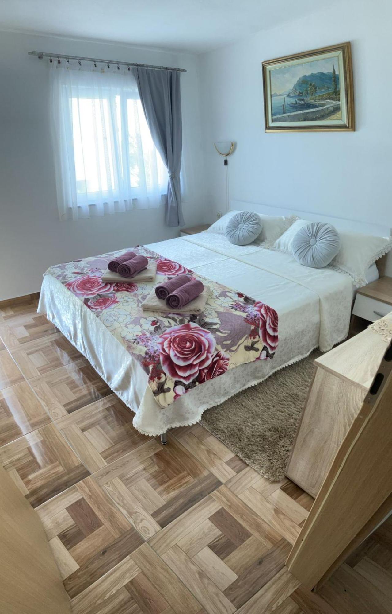 App Matea Apartment Драмал Екстериор снимка