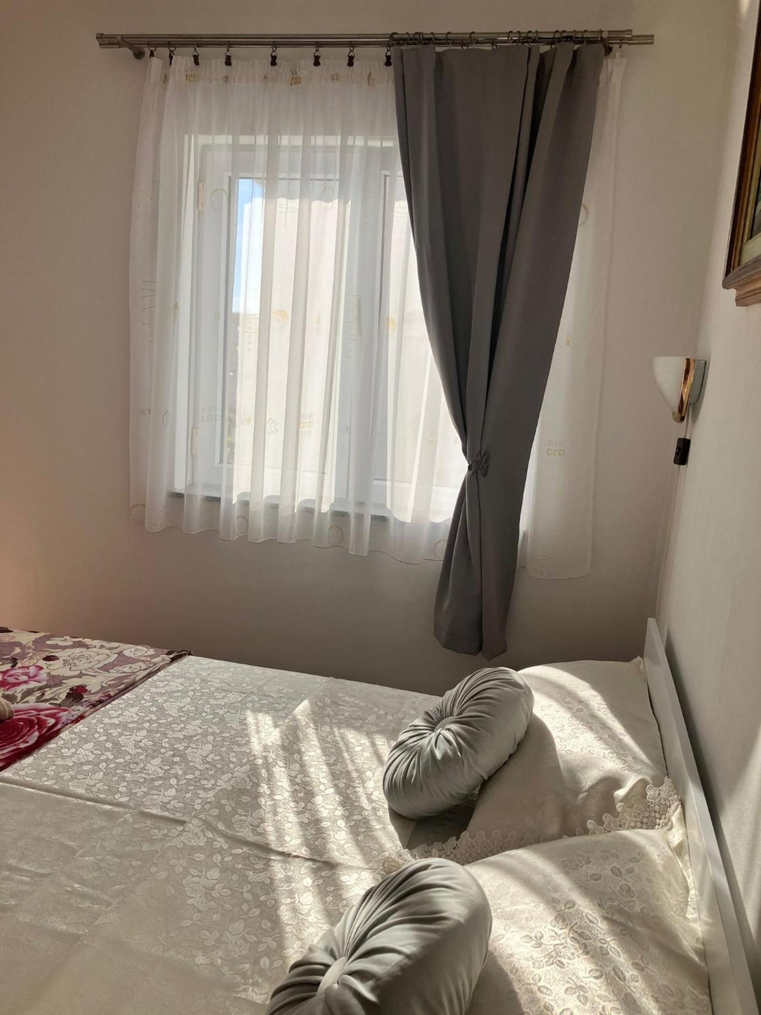 App Matea Apartment Драмал Екстериор снимка