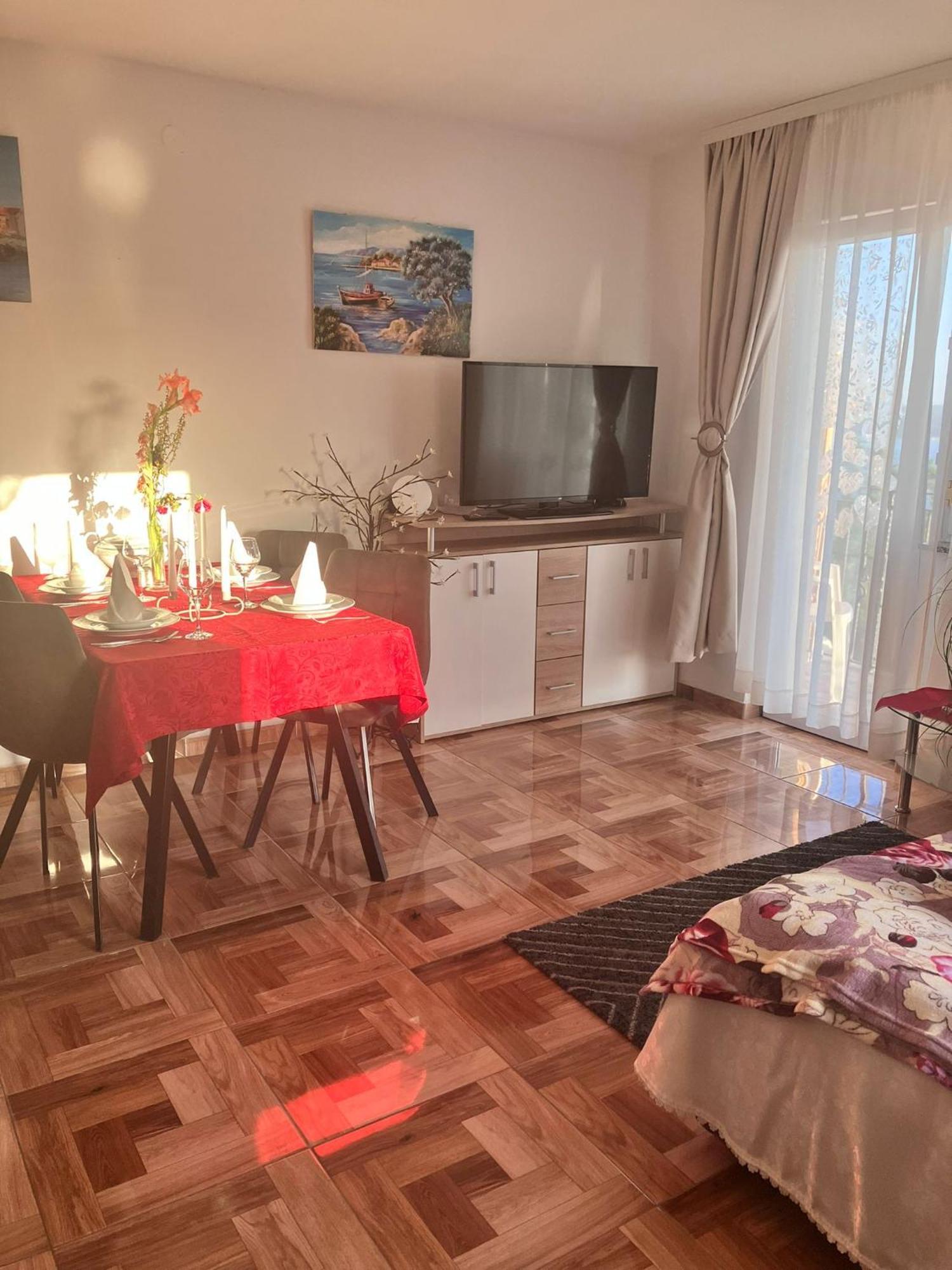 App Matea Apartment Драмал Екстериор снимка