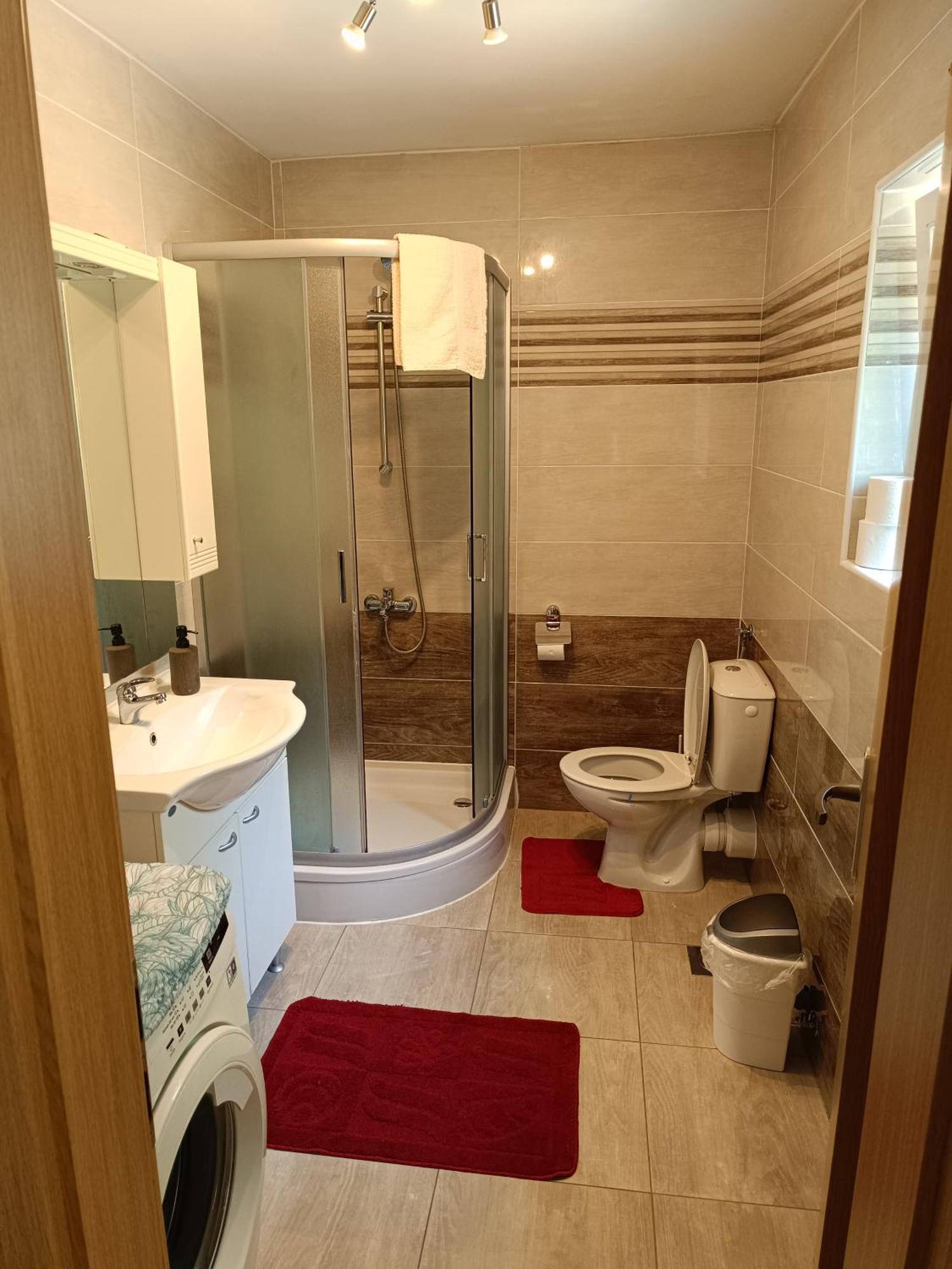 App Matea Apartment Драмал Екстериор снимка